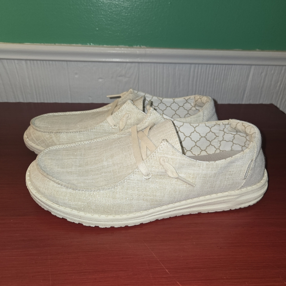 HEY DUDE WOMEN'S WENDY SPARKLING GOLD SIZE 9 | WOMEN’S SHOES | WOMEN’S LACE - Picture 7 of 10